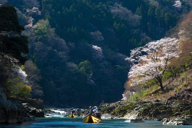 Kyoto 1 Day Suntory Yamazaki Distillery Tour and Asahi Art Museum - Asahi Group Oyamazaki Villa Museum of Art