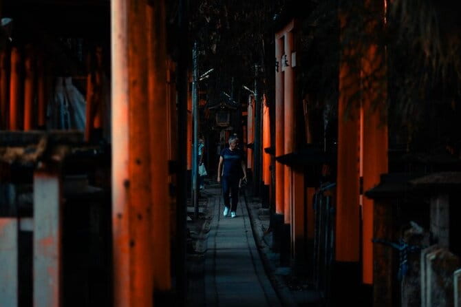 Kyoto Fushimi-Inari Night Walking Tour - Practical Information and Considerations
