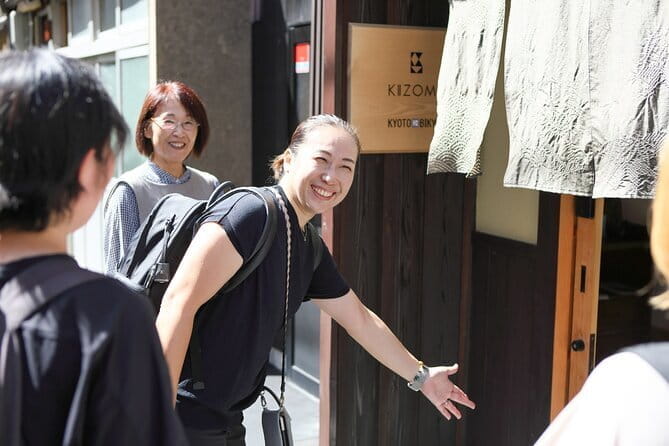 Kyoto: Gion Night Walking & Food Tour - Experience Highlights