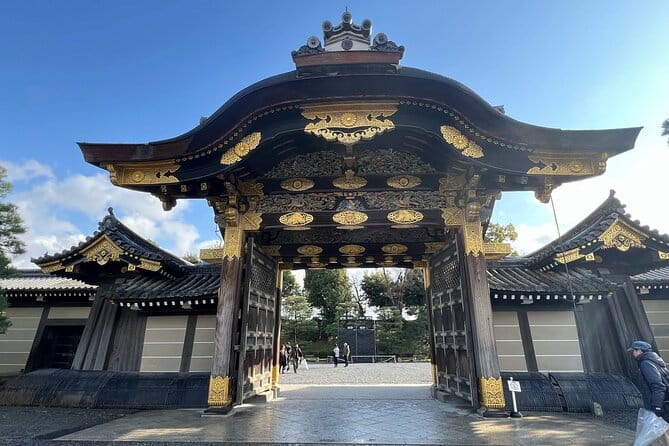 Kyoto: Golden Pavilion, Nijo Castle, Nishiki Market (English) - Accessibility Considerations