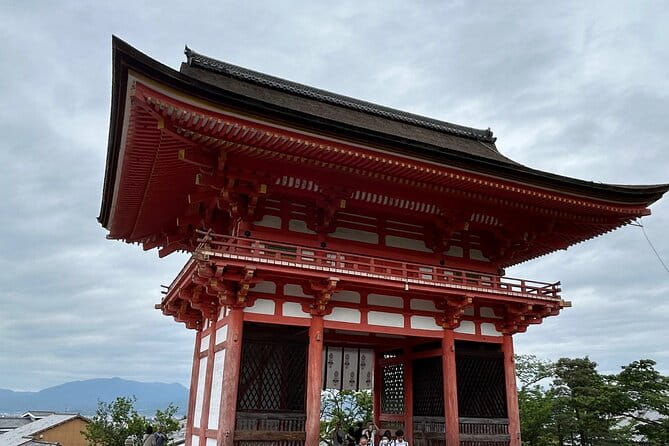 Kyoto Guided Day Tour With Free Admission - Savoring the Culinary Delights