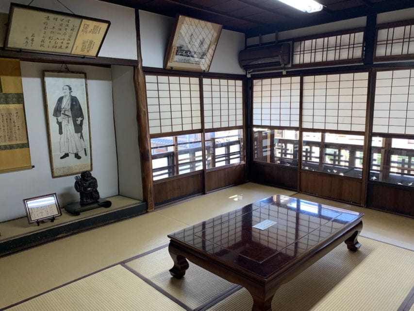 Kyoto: Guided Walking Tour of Fushimi With Private Option - Tour Highlights