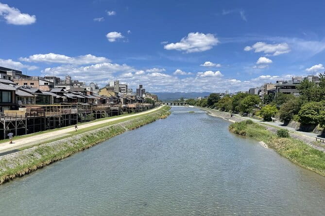 Kyoto Heritage Path - Fushimi Inaris Mystery to Kiyomizu Temple - Discovering Kiyomizu Temple