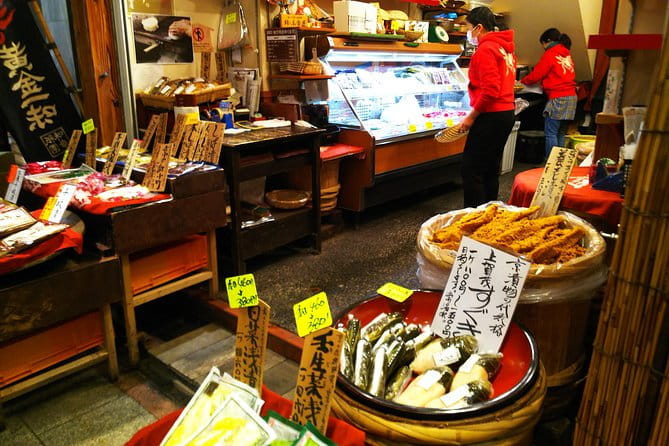 Kyoto Imperial Palace and Nijo Castle Walking Tour - Higashi Honganji Temple