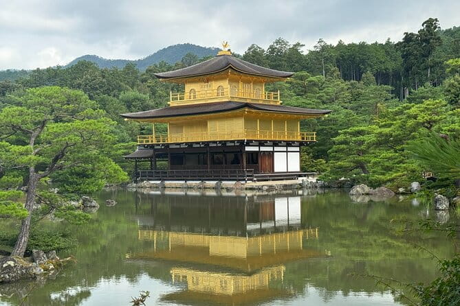 Kyoto: Kinkakuji, Golden Pavilion Private Tour in 90 Minutes - Tips for Your Visit to Kinkaku-ji