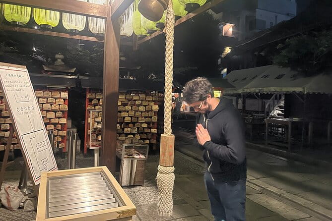 Kyoto: Learn Geisha Culture & Stroll Scenic Streets of Gion - Exploring Gions Historic Streets