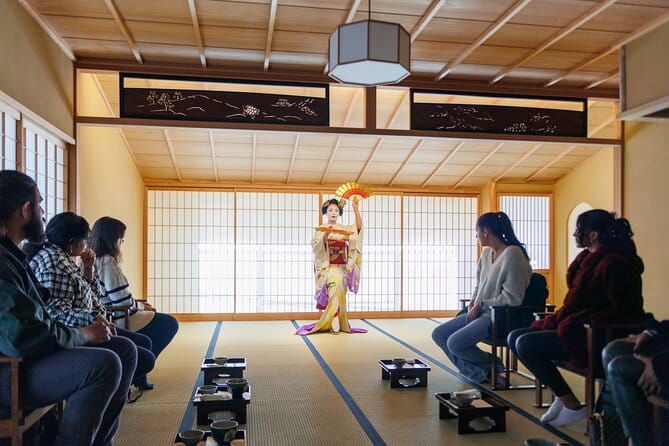 Kyoto: Meet the Geisha Maiko With Gion Walking Tour - Highlights of the Experience