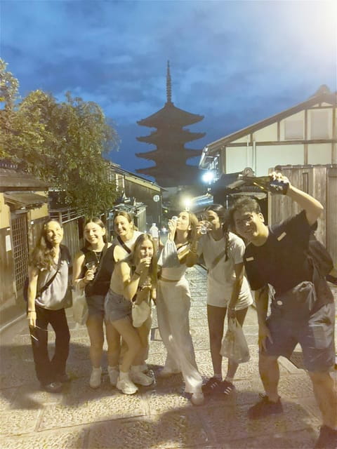 Kyoto: Nighttime Walking Tour in Gion Area With Sake in Hand - Key Points
