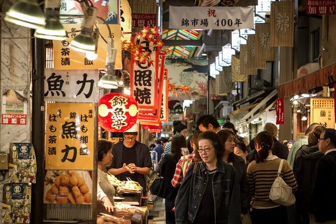 Kyoto Nishiki Market & Depachika: 2-Hours Food Tour With a Local - Indulging in the Temptation of Takoyaki