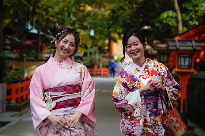 Kyoto Portrait Tour With Kimono - Photographer Highlights