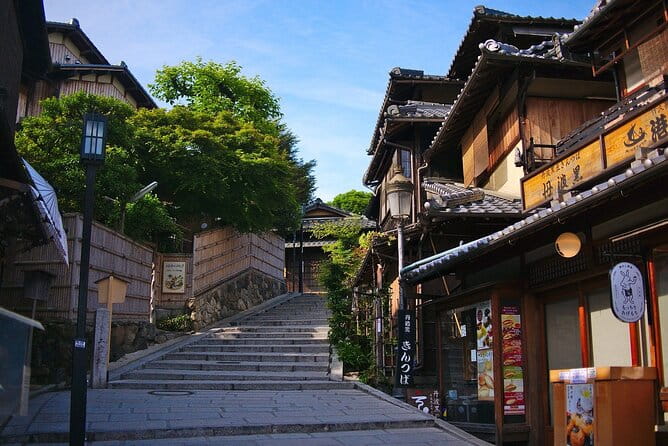 Kyoto Private Cultural Historical Tour With Local Japanese Guide - Flexible Pricing Options for Groups