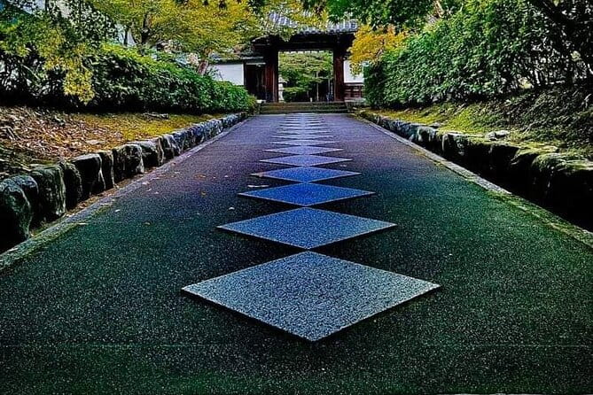 Kyoto Private Customizable Sightseeing Tour by Car-Up to 9 People - Photography Upgrade