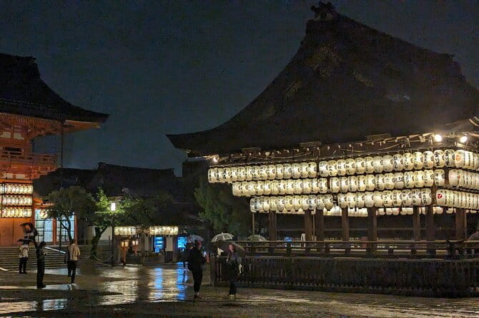 Kyoto Refined Palate: A Food Tour for Discerning Adventurers - Embracing the Essence of Kyotos Gastronomic Sophistication