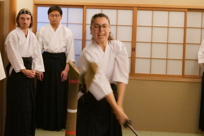 Kyoto Samurai Discovery Samurai Sword Test Cutting Training - Donning the Samurai Costume