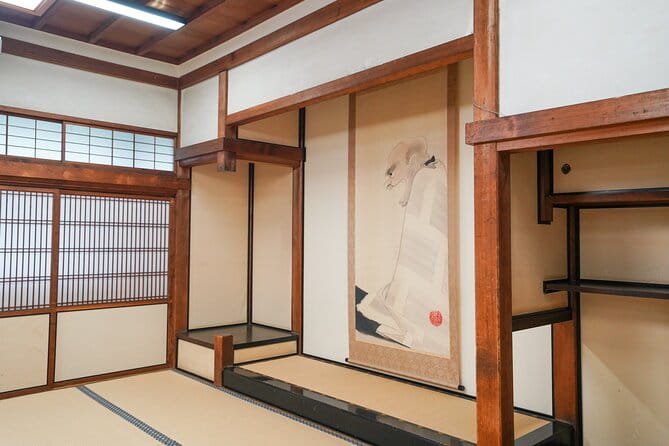 Kyoto Tea Ceremony and Gion Wabi-sabi Walking Tour - Exploring Gions Wabi-sabi