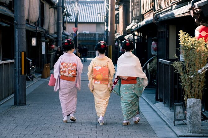 Kyoto Uncovered: One Full-Day Private Experience for First-Timers - Highlights of the Tour