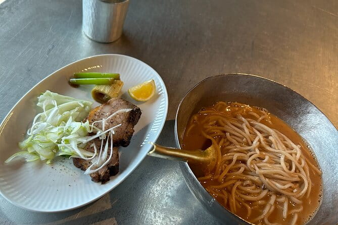 Kyotos Recommended Ramen Tour & Nishiki Market Tour - Ramen Experience