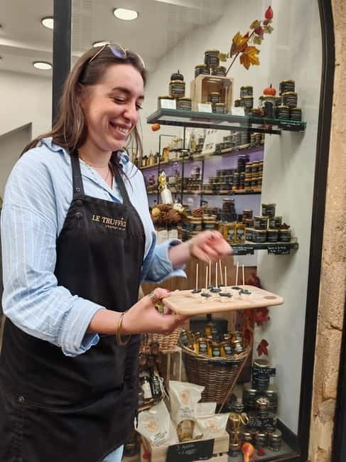 La Balade Gourmande - Explore Aix-en-Provence by night with Thomas - Why a Gourmet Night Walk is a Smart Choice in Aix-en-Provence