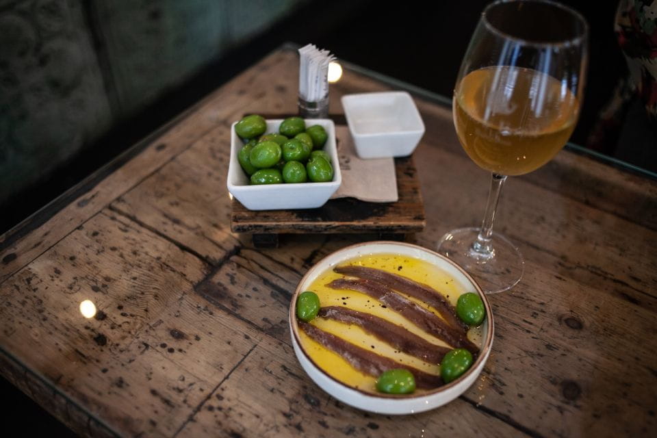 La Barceloneta: Tapas Food Tour - Booking Your Experience