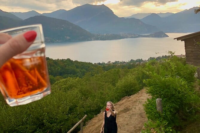 La 'Dolce Vita' Hike to Mountain House with Lake View Aperitivo - Detailed Breakdown of the Experience