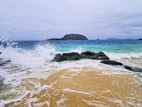 La Graciosa Island Tour for Cruise Passengers from Lanzarote - A Comprehensive Look at the La Graciosa Island Tour from Lanzarote