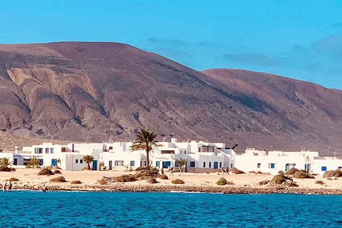 La Graciosa Island Tour for Cruise Passengers from Lanzarote - An In-Depth Look at the Experience