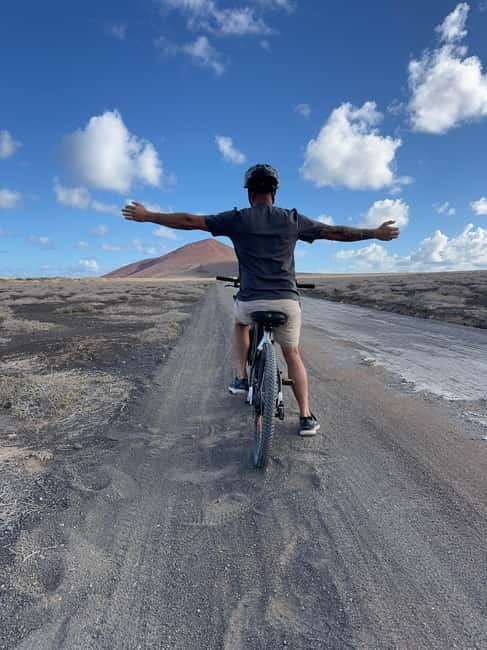 La Graciosa: Rent your ELECTRIC BIKE and explore the island at your own pace. - FAQ