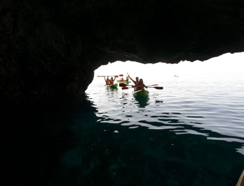 La Herradura: Kayak & Snorkel Tour to Cerro Gordo Reserve - Experience and Itinerary