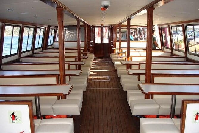 La Maddalena archipelago Boat Tour from La Maddalena island - FAQ