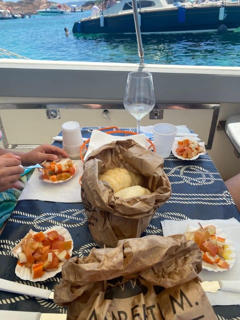 La Maddalena Archipelago: Boat tour on board "Mitica" - Key points / Takeaways