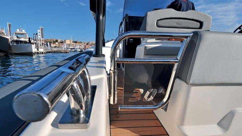 La Maddalena: island tour with aperitif and brunch on board - FAQs