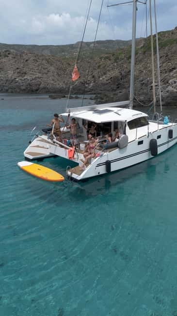 La pelosa: Sunset catamaran tour with aperitif - The Route: From Stintino to La Pelosa at Sunset