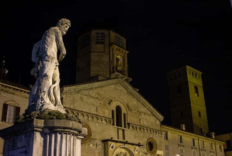 La Reggio Noire: a tour of the crime stories of the past by Night. - Exploring Reggio Emilia’s Haunted Corners by Night