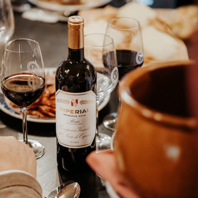 La Rioja: Guided visit to CVNE Winery and wine tasting - Comparing to Other Rioja Experiences