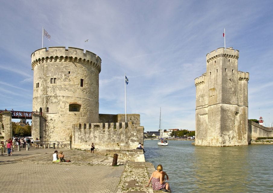 La Rochelle: Discovery Stroll and Reading Walking Tour - Uncovering Breathtaking Spots