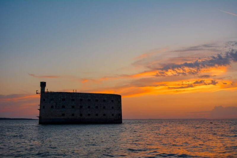 La Rochelle: Fort Boyard at Sunset - Who Will Love This Cruise?