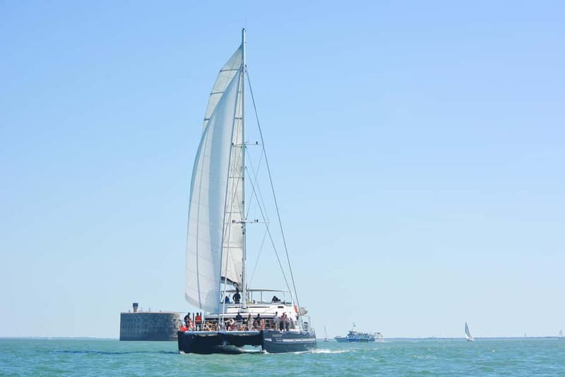 La Rochelle : Fort Boyard by sail (3h30) - Exploring Fort Boyard by Sail: A Scenic Half-Day Adventure in La Rochelle