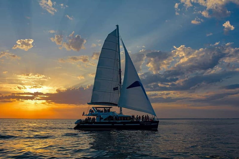 La Rochelle : Sunset Catamaran Cruise (2h00) - Key Points / Takeaways