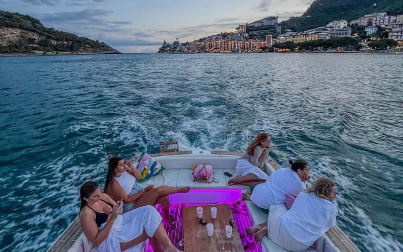 La Spezia: Gulf of Poets Sunset Cruise with Drinks - Discovering La Spezia’s Gulf of Poets Sunset Cruise