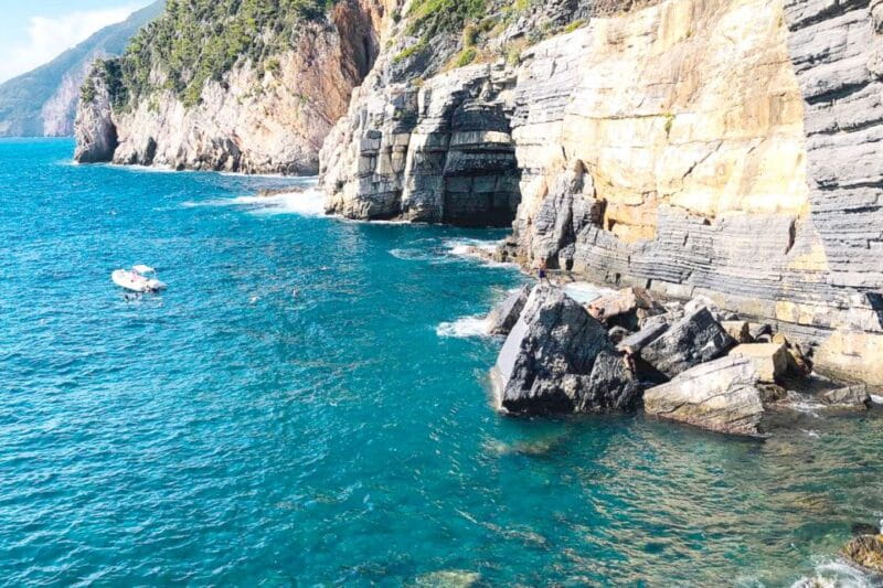 La Spezia. Sunset Aperitif and Dinner on the Boat - Exploring the Magic of La Spezia’s Sunset Boat Tour