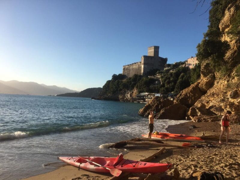 La Spezia: Sunset Kayak & Caves Tour w/ Swimming & Aperitif - Who Will Love This Experience?