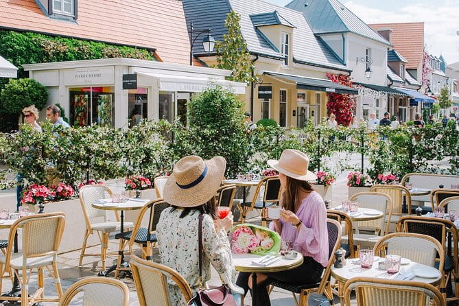 La Vallée Village - Parisian Relaxation Shopping Spot - Private Tour - Practical Details and Tips
