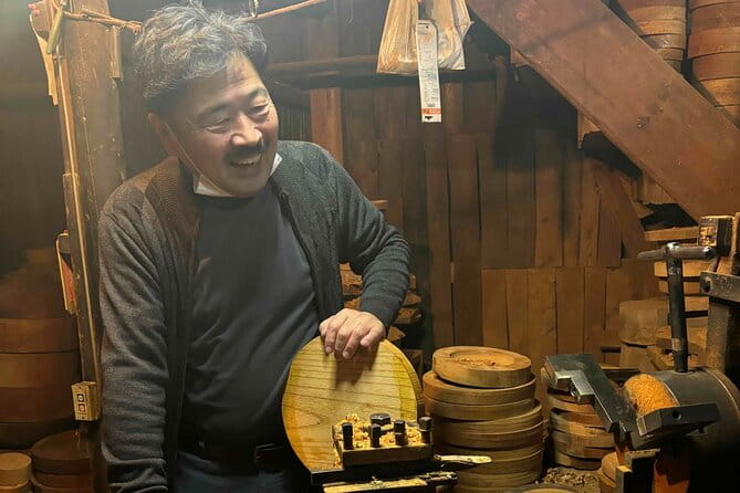 Lacquer Polishing Create Unique Japanese Tableware - Crafting Your Own Japanese Tableware