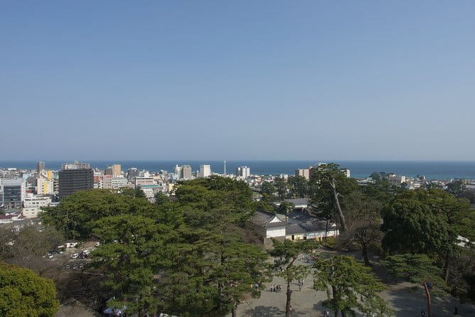 Lacquer Polishing Create Unique Japanese Tableware - Accessibility and Participation Details