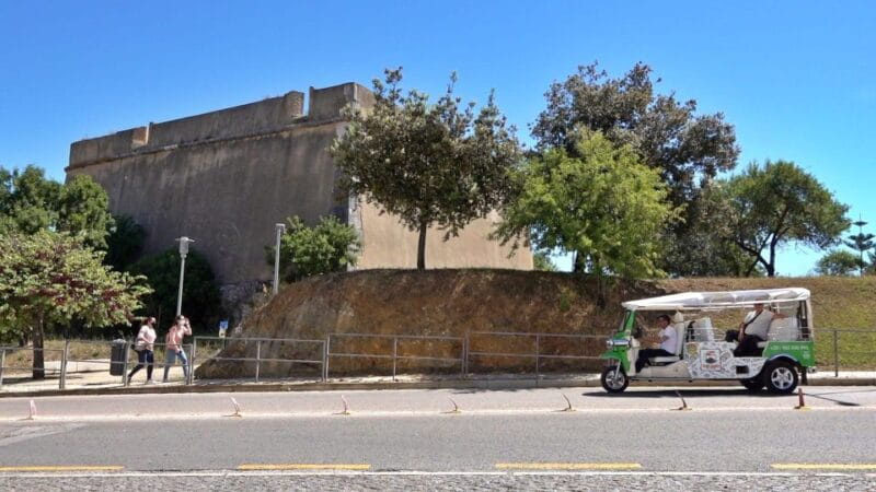 Lagos: Old Town, New Town, and Beaches Tuk Tuk Tour - Introducing the Lagos: Old Town, New Town, and Beaches Tuk Tuk Tour