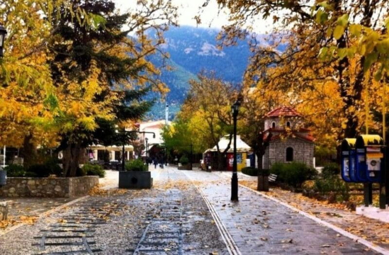 Lake caves and rack railway in Kalavryta - The Sum Up