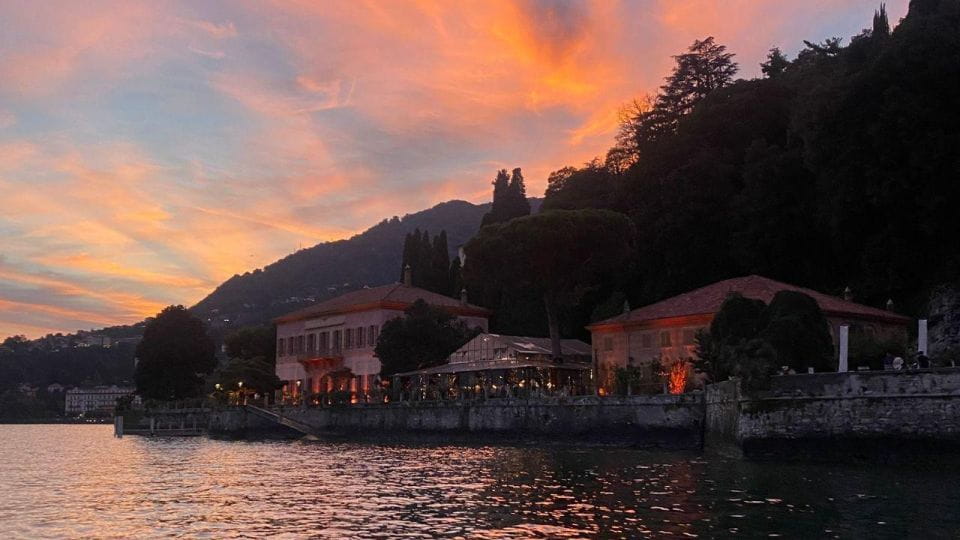 Lake Como by Night Private Boat Tour Groups of 1 to 7 People - Villas and Reflections