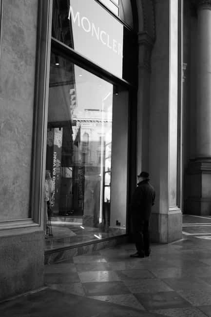 Lake Como: Documentary Photo Shoot for Authentic Memories - Price, Value, and How It Compares