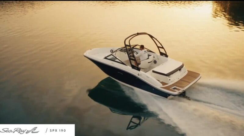 Lake Constance (Untersee!): Exclusive Waterfun Boattour - Sunbathing and Relaxation