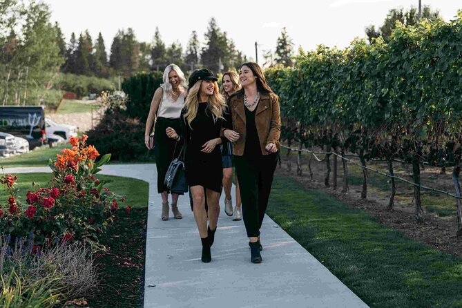 Lake Country Wineries Tour - Air-Conditioned Transportation